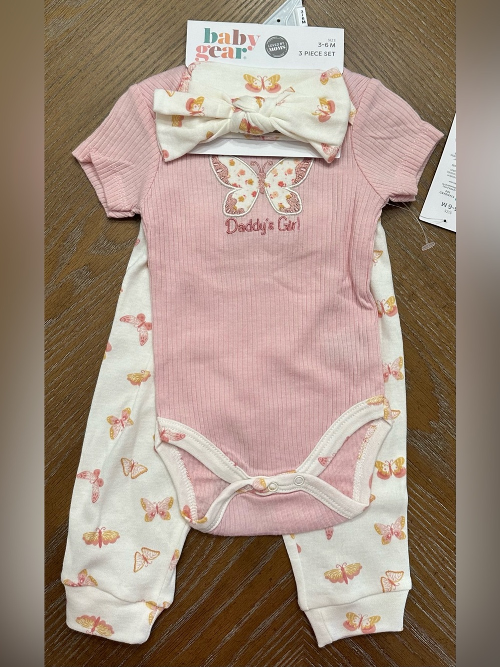 Baby Gear Daddy’s Girl Butterfly 3 Piece Set NWT Size 3-6 months